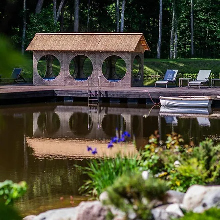 Metsatiigi Resort